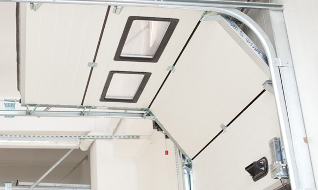 Szekcionált ipari kapuk 1